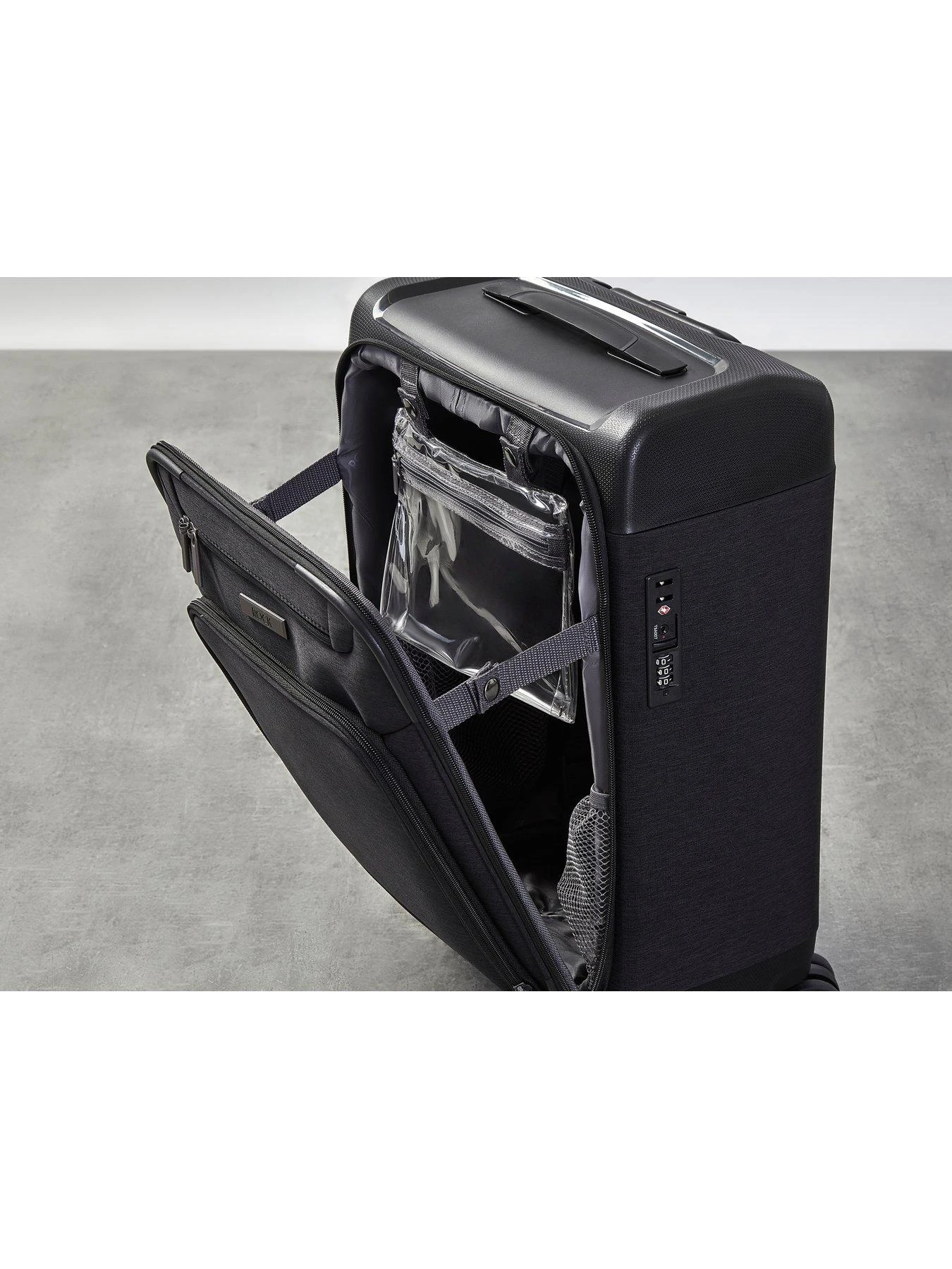 Rock Luggage Parker 8-Wheel Suitcases 3 Piece Set - Black 8 Rock Luggage Parker 8-Wheel Suitcases 3 Piece Set - Black - Image 6