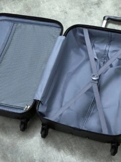 Rock Luggage Byron 4 Wheel Hardsell Medium Suitcase - Black -Reata Bags Travel Shop U9PQ3 SQ3 0000000004 BLACK SLd