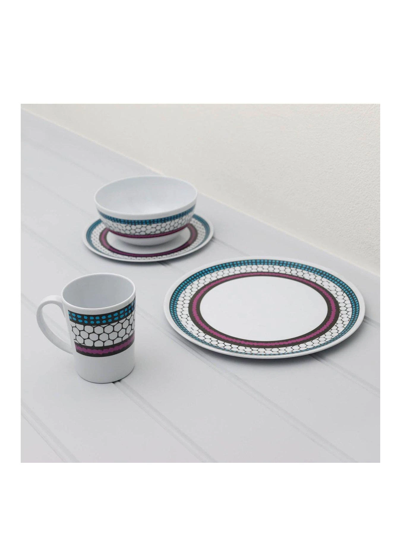 Streetwize Accessories 16 Pce Melamine Set - Honeycomb 4 Streetwize Accessories 16 Pce Melamine Set - Honeycomb - Image 2