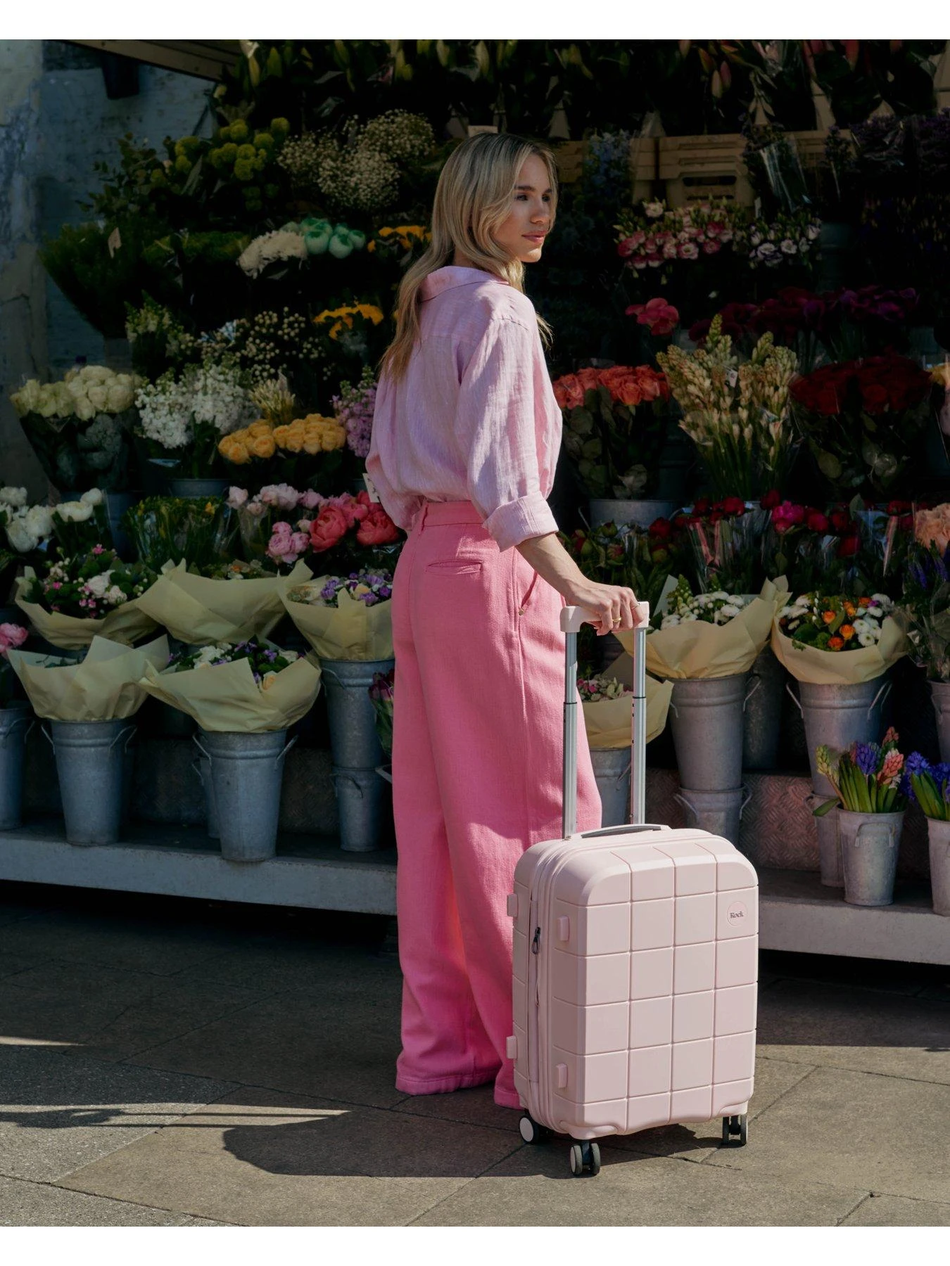 Rock Luggage Pixel 8 Wheel Hardshell 3pc Suitcase With TSA Lock -Pastel Pink 9 Rock Luggage Pixel 8 Wheel Hardshell 3pc Suitcase With TSA Lock -Pastel Pink - Image 7